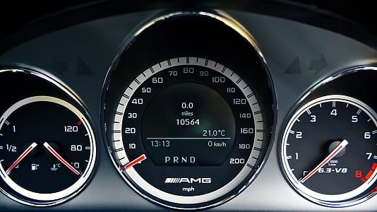 AMG cluster gage thumbnail