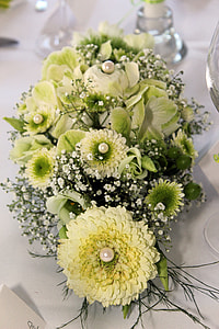 Table Decoration, Floral Arrangement thumbnail