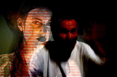 man wearing gray shirt thumbnail