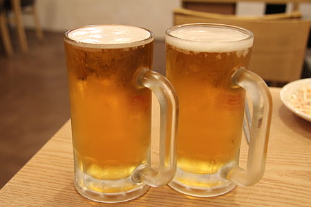 two beer mugs thumbnail