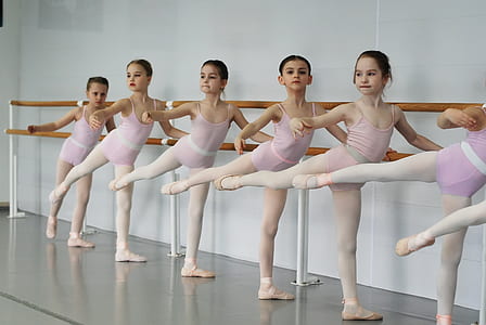 girls practicing ballet thumbnail