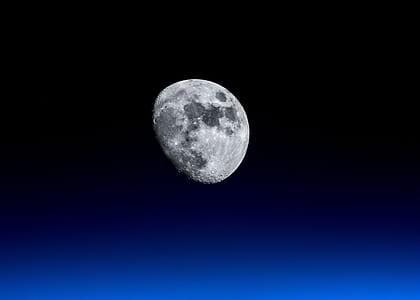 moon thumbnail