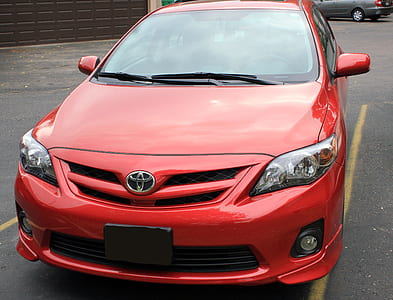 red Toyota Camry thumbnail
