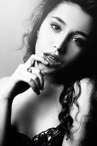 woman portrait grayscale photo thumbnail
