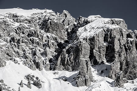 snow covered mountain thumbnail
