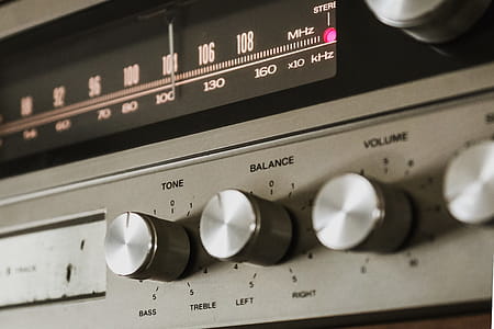 Antique Stereo Tuner Photo thumbnail