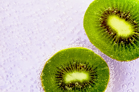 two slice kiwis thumbnail