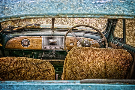 closeup photo of vehicle steering wheel thumbnail