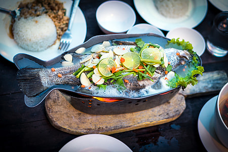 Fresh fish dinner thumbnail