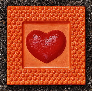 heart red embossed decor thumbnail
