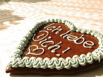 chocolate heart cookie thumbnail