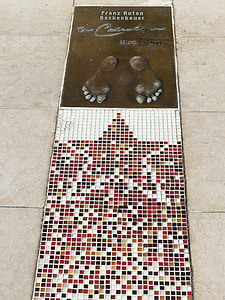 Golden Foot, Footprint thumbnail