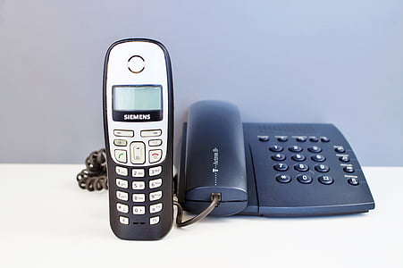 black Siemens wireless telephone thumbnail