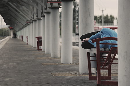 person sleeping bench thumbnail