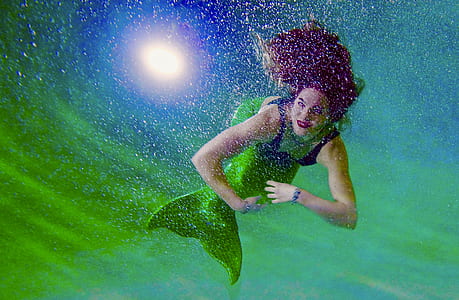 painting of a mermaid with green tail thumbnail