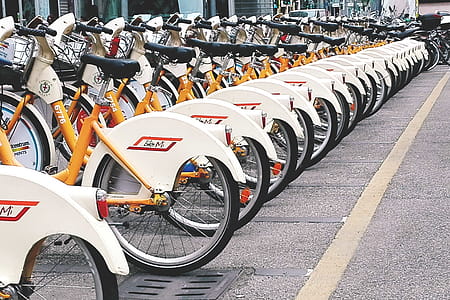 Bikes in Milan thumbnail