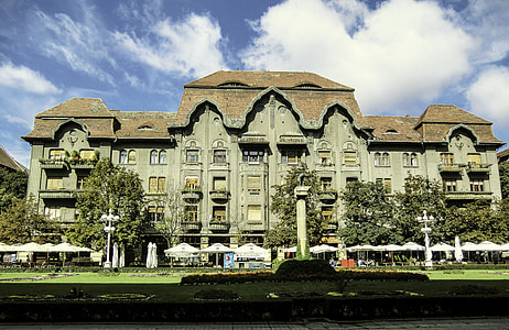 Palatul Dauerbach in Timisoara, Romania thumbnail