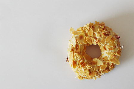 Almond donut thumbnail