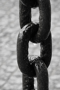 close-up photography of black chain thumbnail