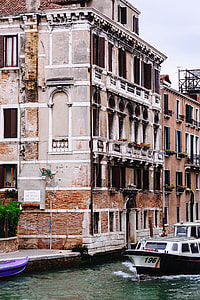 A Trip to Venice, Italy thumbnail