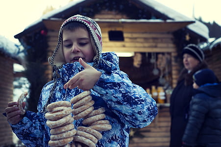 food, cold, snow, man thumbnail