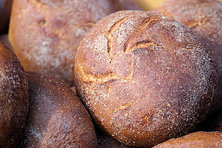 close up photography of pile of bread thumbnail