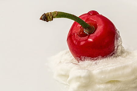 red cherry thumbnail