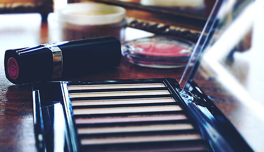Lipstick Near Eyeshadow Palette thumbnail