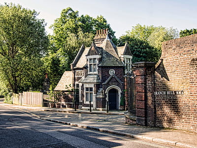 Gray and Brown Brick House thumbnail