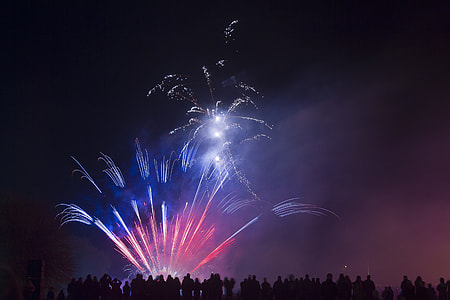 white and red fireworks thumbnail