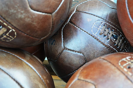 several brown balls thumbnail