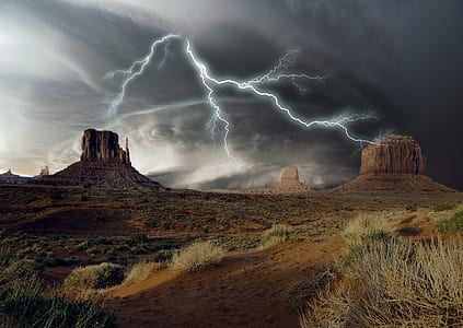 Monument Valley, Utah lightning digital wallpaper thumbnail