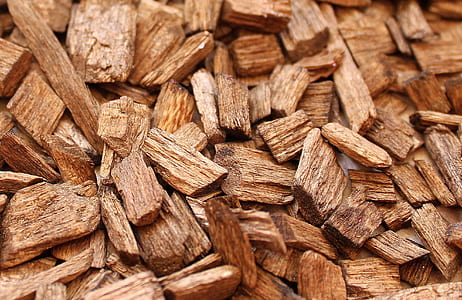 pile of brown chipped wood thumbnail