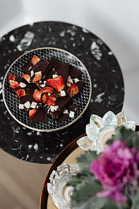 Milk Chocolate with strawberries thumbnail