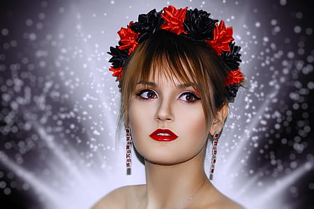 woman with floral tiara thumbnail