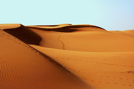 dessert under blue sky thumbnail