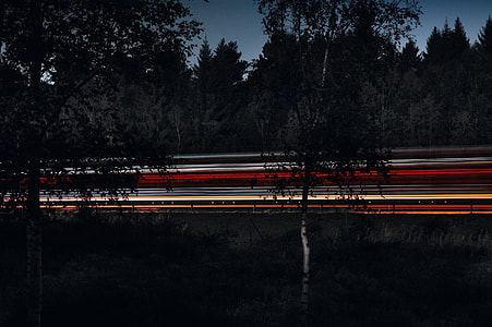 photo of light streaks thumbnail