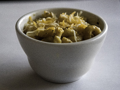Bowl of Mac and Cheese at Dame's Chicken and Waffles in Durham, North Carolina thumbnail