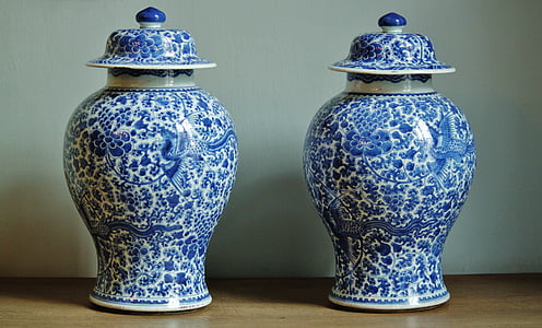 two white-and-blue floral ceramic vases thumbnail