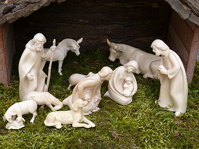The Nativity statue set thumbnail