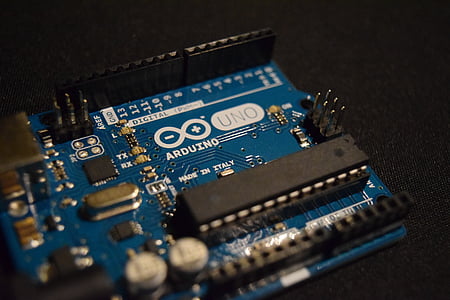 blue Arduing circuit board thumbnail