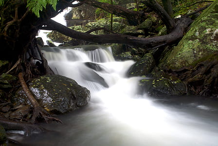 time lapse of body of water thumbnail