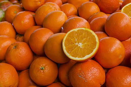 pile of round orange citrus thumbnail