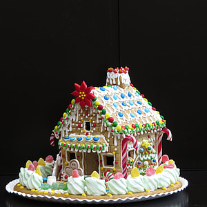 multicolored house cake thumbnail