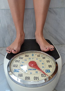 bathroom scale at 50 Kilos thumbnail