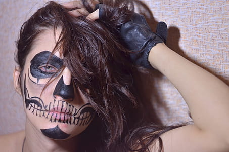 woman with face paint thumbnail