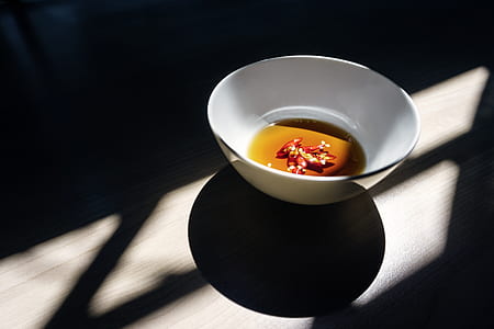 vinegar with chili in bowl thumbnail