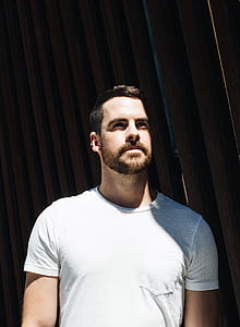 man wearing heather-grey t-shirt thumbnail