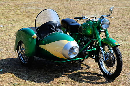 green motorcycle thumbnail