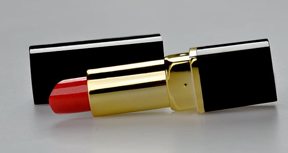 red lipstick with lid thumbnail